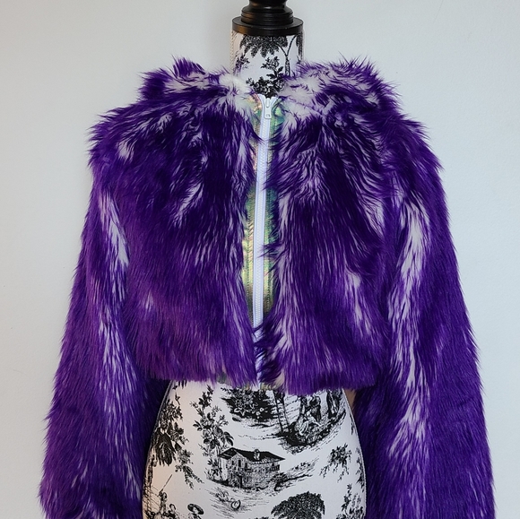 Purple jacket, small/Medium - Picture 3 of 4